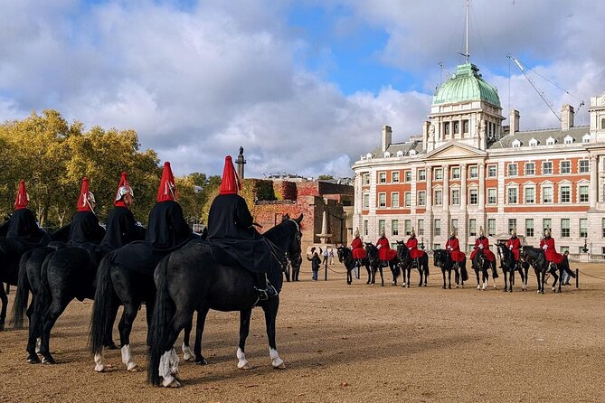 London Essential 2 hour introductory Walking Tour With a Londoner - Key points to know before you book