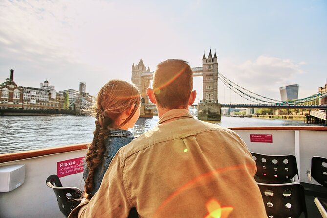 London Eye River Cruise - Live commentary from Paul, Hannah, Ian, Ben, and Mitch