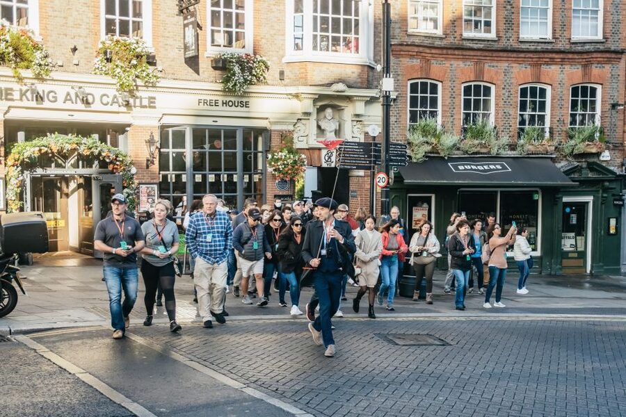 London: Full-Day Windsor, Stonehenge, and Oxford Tour - Oxford: grand streets with the least time