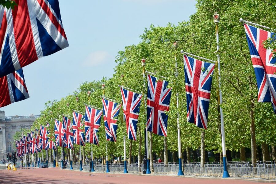London: German-Speaking Guided Tour of Westminster - Westminster Abbey and Parliament Square