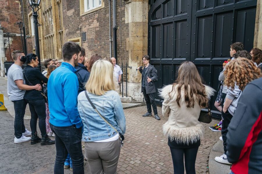 London: Ghost Walk and River Thames Boat Ride - Ending at the Tower of London