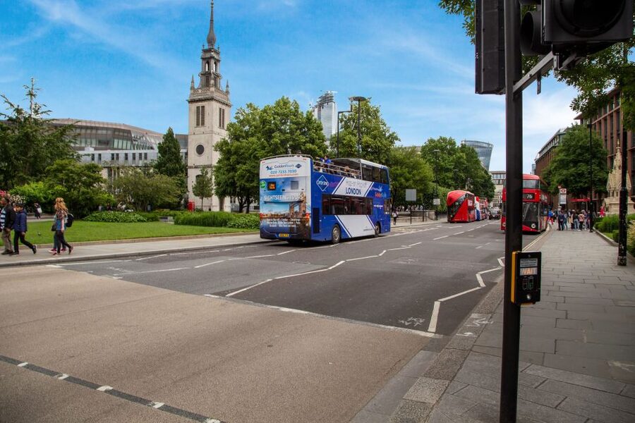 London: Golden Tours Gray Line Hop-on Hop-off Bus Tour - Audio guides, live commentary, and onboard comfort