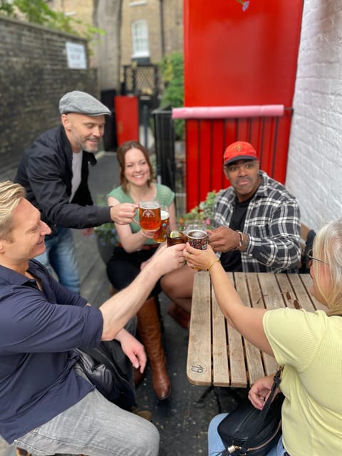 London: Great British Pubs Walking Tour - Meeting at Sloane Square and getting oriented
