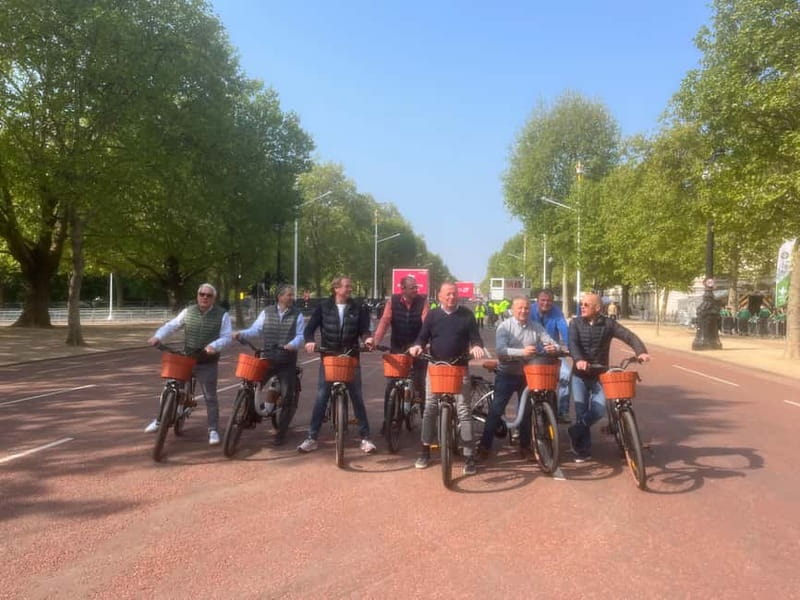 London: Guided E-bike Tour - The guides and the value of a small group