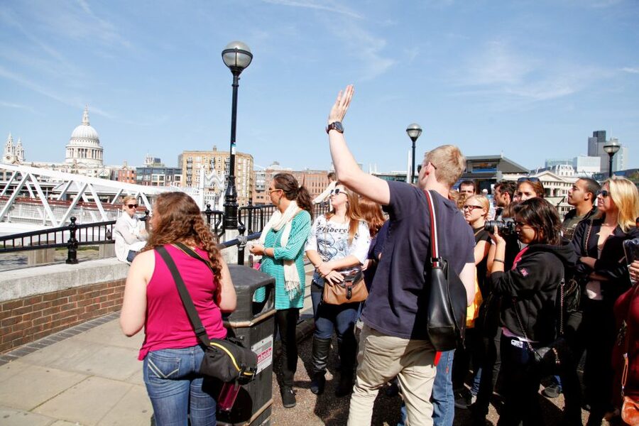 London: Guided Harry Potter Tour - The Tube Ride: Short, Useful, and Not Included