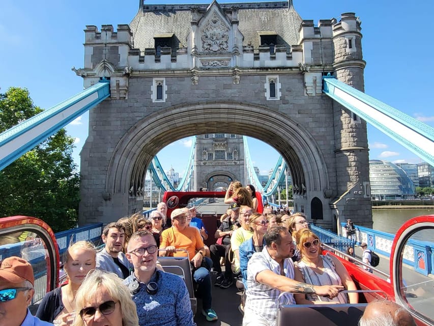 London: Guided Sightseeing Tour on a Vintage Open-Top Bus - Starting at Embankment and crossing central London