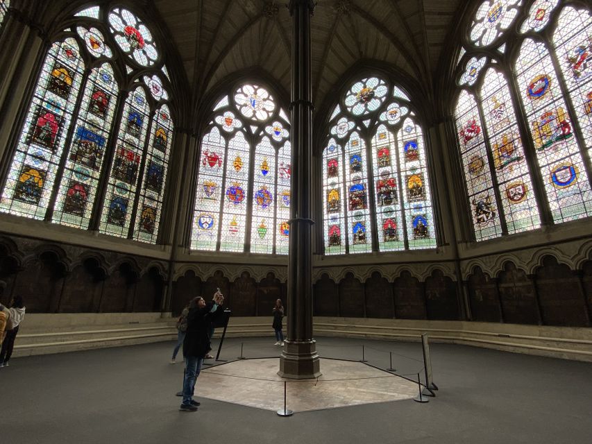 London: Guided Westminster Abbey Tour and Refreshments - How the London Eye option changes the day
