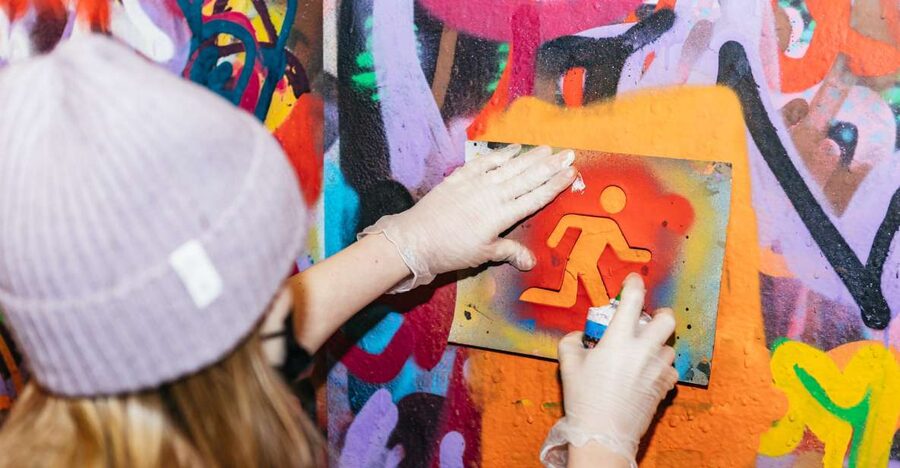 London: Half-Day Street Art Tour and Workshop - Meeting beneath the White Goat Statue