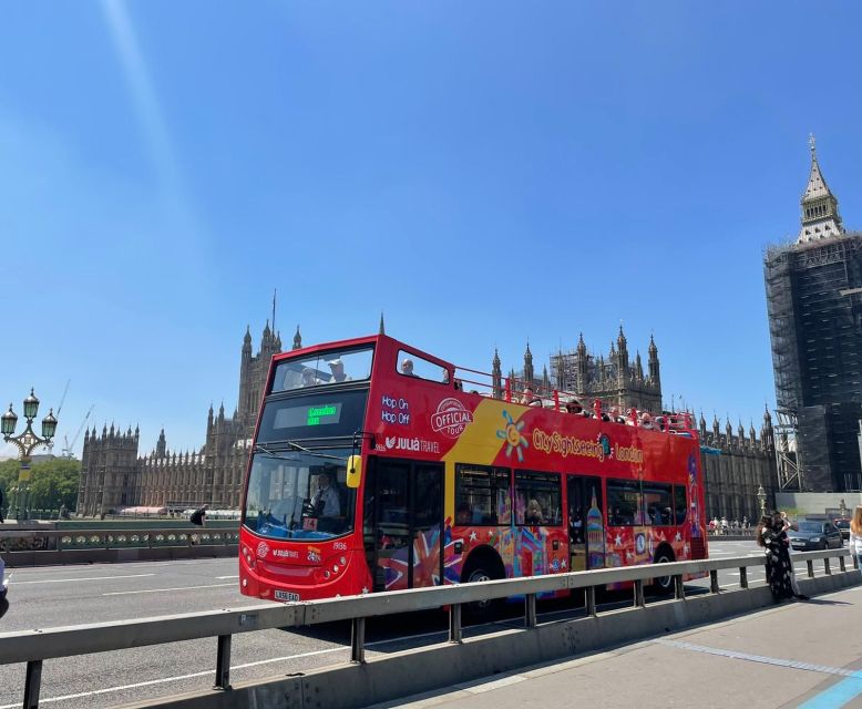 London: Harry Potter Walk, Hop-on Hop-off Bus Tour & Cruise - Boarding the red route bus near Trafalgar Square