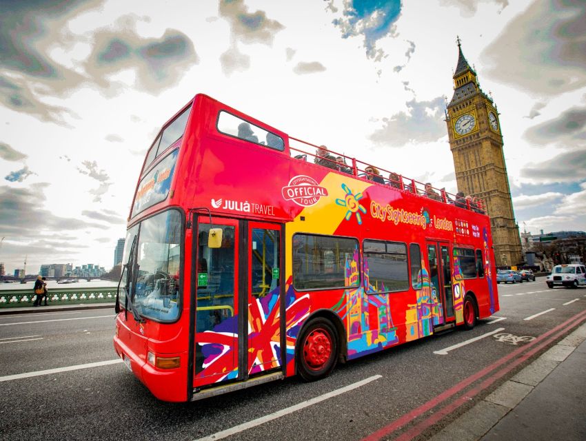 London: Harry Potter Walk, Hop-on Hop-off Bus Tour & Cruise - Starting at Trafalgar Square with the wizarding world