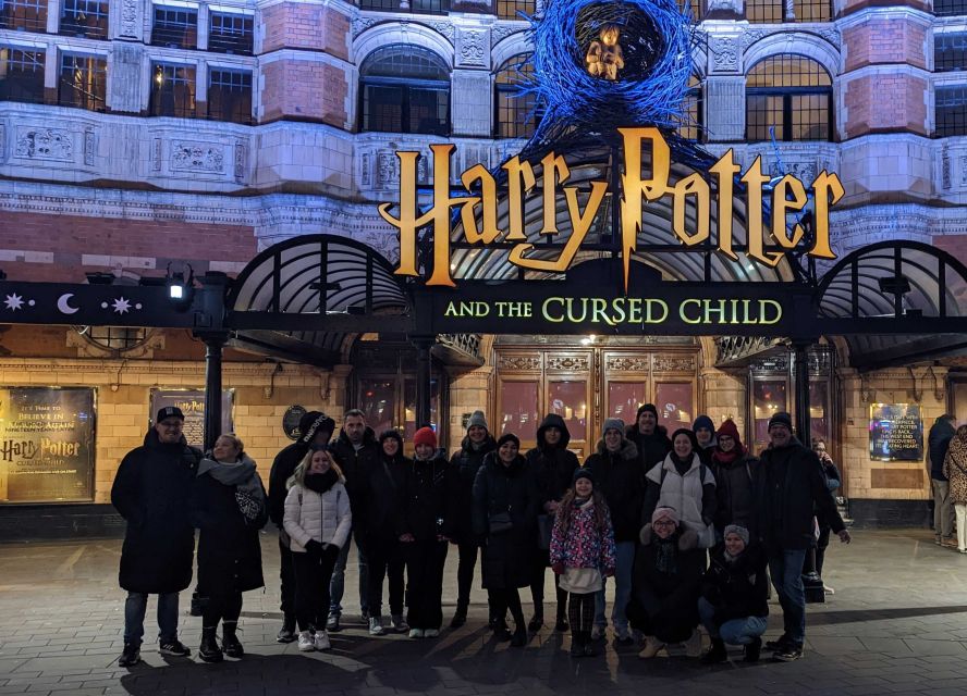 London: Harry Potter Walking Tour with Thames River Cruise - Trafalgar Square and the central London finale