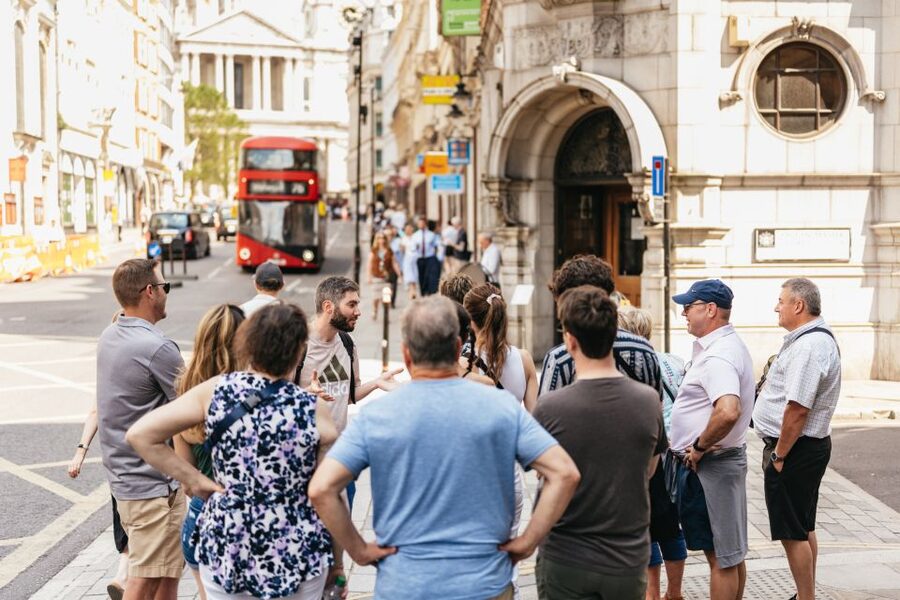 London: Historic Pubs of Central London Walking Tour - Four pubs, four different moods