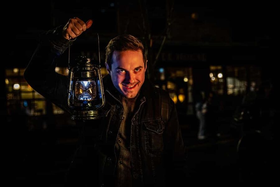 London: Interactive Jack the Ripper Walking Tour - Guide Style Makes or Breaks the Night