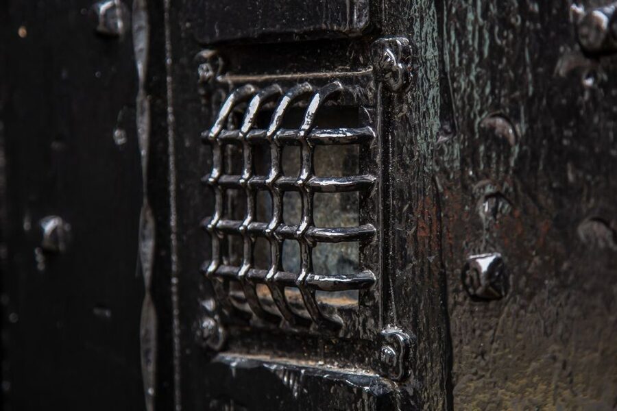 London: Jack The Ripper and Sherlock Holmes Bus Tour - What this three-hour London night tour is really like