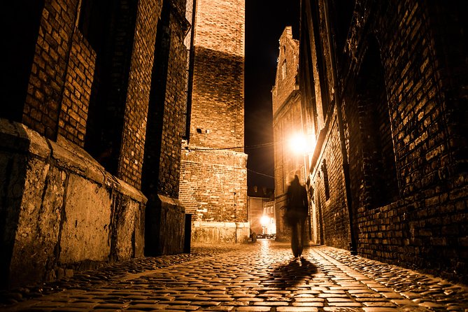 London Jack the Ripper Guided Tour with Ripper-Vision - What the guides add to the evening