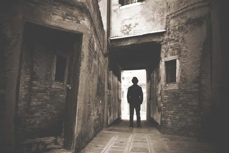 London: Jack the Ripper Walking Tour - Aldgate High Street: Entering the Murder Trail