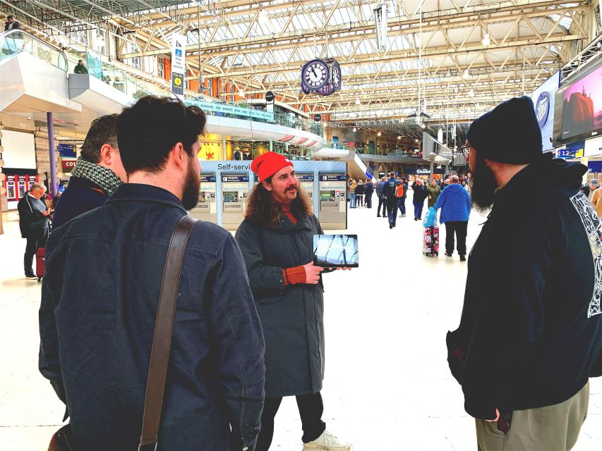 London: James Bond and Spies Walking Tour - Embankment Pier and the Thames connection