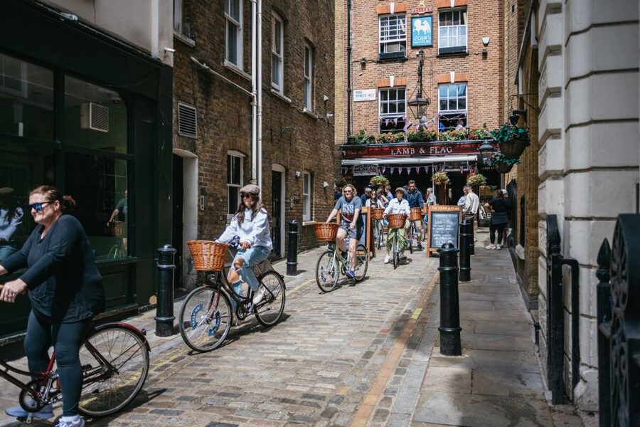 London: Landmarks & Secrets Bike Tour with Pub & Street Art - What the $101 price gets you