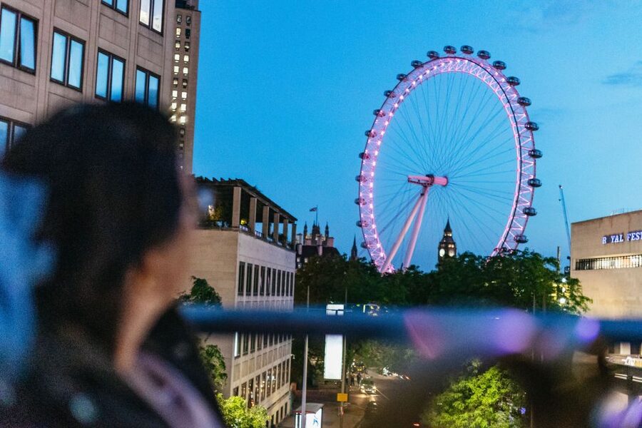 London: London by Night Sightseeing Open-Top Bus Tour - Harrods and the lights of Knightsbridge