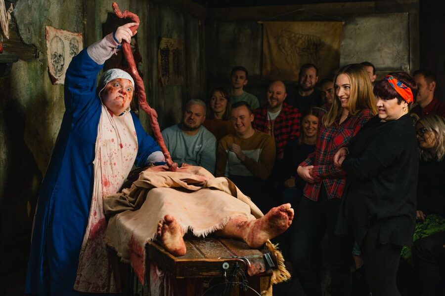 London: Madame Tussauds, SEA LIFE and London Dungeon Entry - How to plan the three visits over 90 days