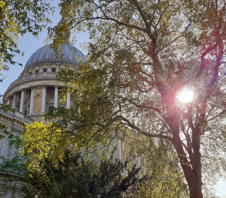 London: Medieval History Walking Tour from The Tower - What Mick Priestley does especially well