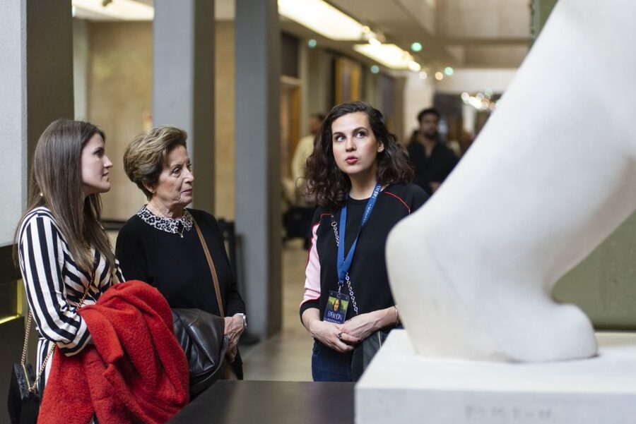London: Natural History Museum Guided Tour - A first edition of Darwin’s most important book