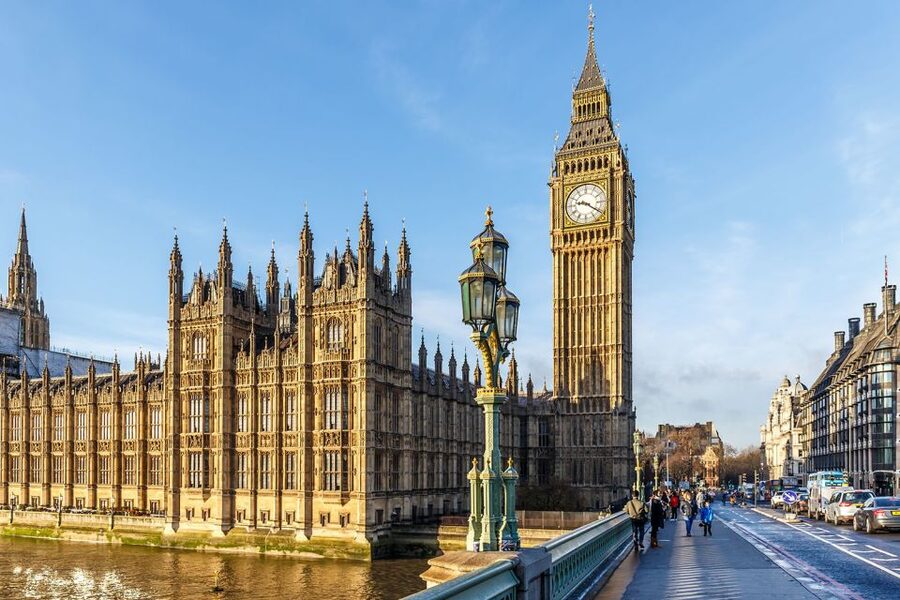 London: Palaces and Parliament Walking Tour - Practical tips for a smoother walk