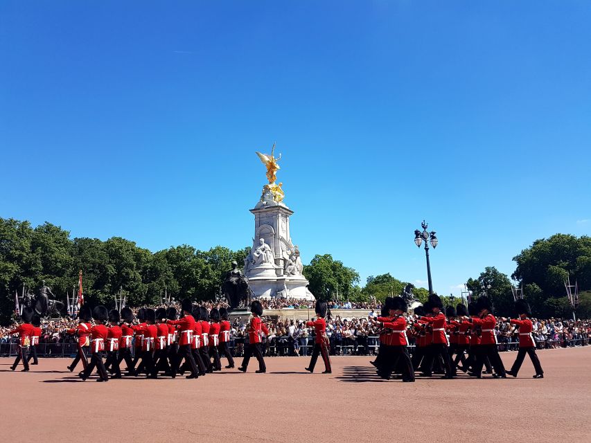 London: Palaces and Parliament Walking Tour - Starting at The Ritz on Piccadilly