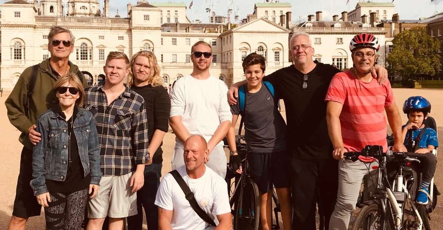 London: Parks and Palaces Guided Morning Bike Tour - Starting in Kensington Gardens