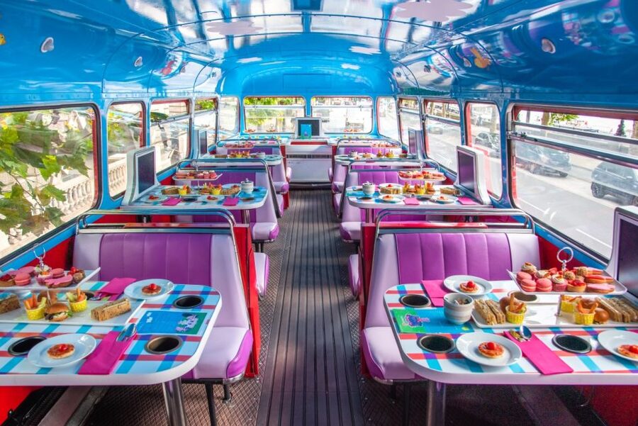 London: Peppa Pig Bus Tour with Entertainment - Who should book this experience?