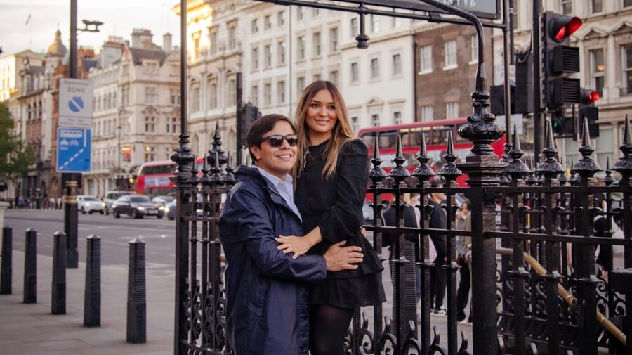 London: Private Photoshoot with Video Clip Option - The optional one-minute video clip