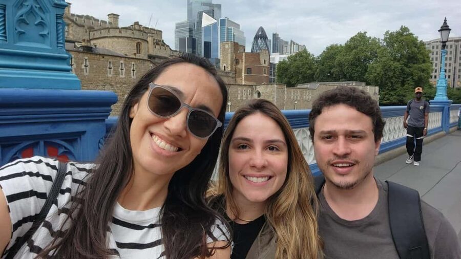 London Private Welcome Tour with a Local Guide - Key points to know before booking