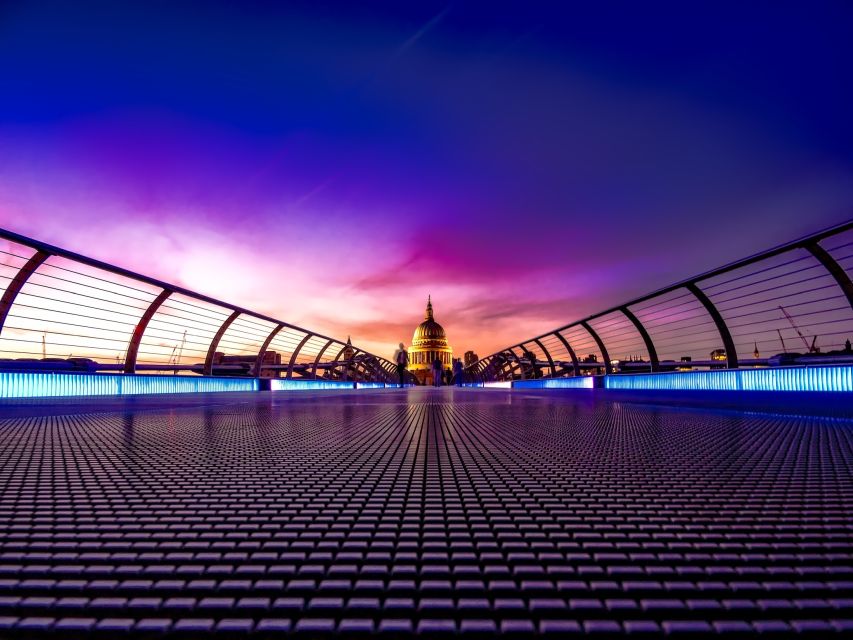 London Private Welcome Tour with a Local Guide - Seeing Buckingham Palace and other famous sights