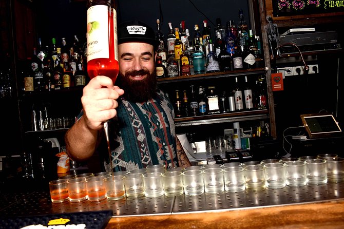 London Pub Crawl - Group size, safety, and the social mix