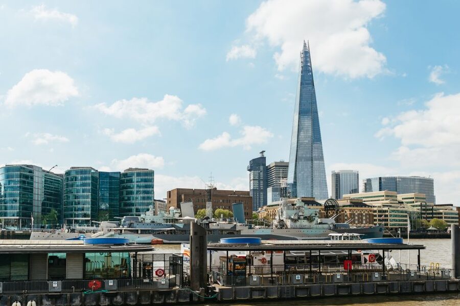 London: River Thames Hop-On Hop-Off Sightseeing Cruise - From central London to Greenwich