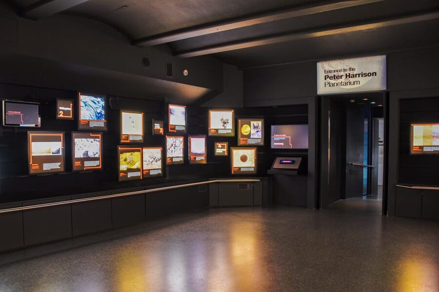 London: Royal Observatory Planetarium Show Entry Ticket - Sky Tonight: a useful link to the real sky