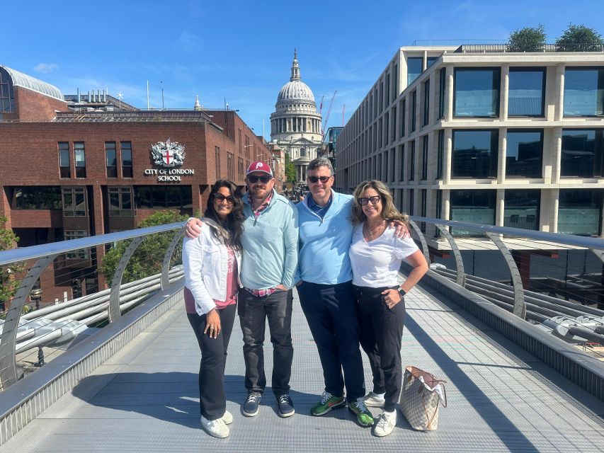 London: Sightseeing Black Cab Tour with Hotel Pickup - Accessibility, comfort, and the group setup