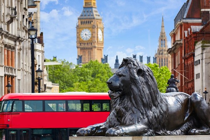 London Sightseeing Walking Tour with 30+ sights - St. James’s Park and Buckingham Palace