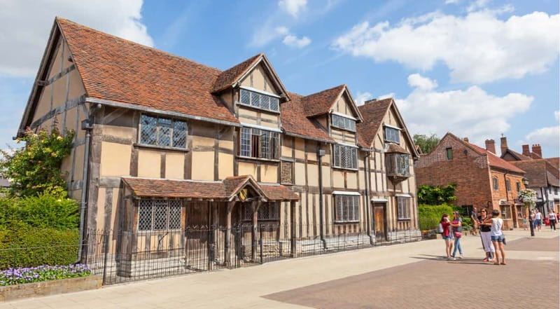 London: Small Group Oxford, Stratford and Cotswolds Day Tour - Is $193.97 good value?