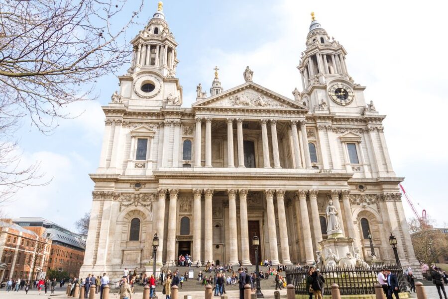 London: St Paul's Cathedral Entry Ticket - Multimedia guide, services, and practical comfort