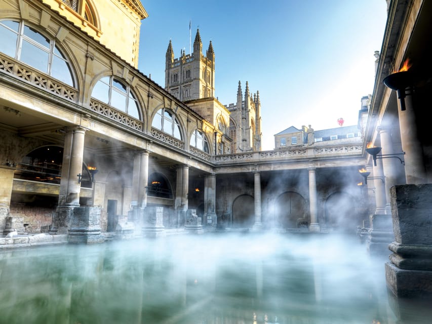 London: Stonehenge & Bath Day Trip with Optional Roman Baths - Bath: Georgian beauty and Roman foundations