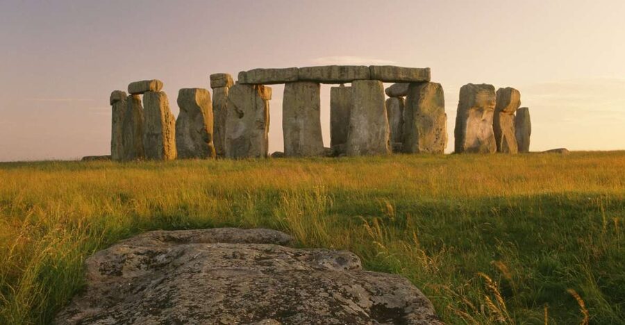 London: Stonehenge, Bath, Lacock, & Avebury Small Group Tour - Bath: Roman remains with only two hours to spare