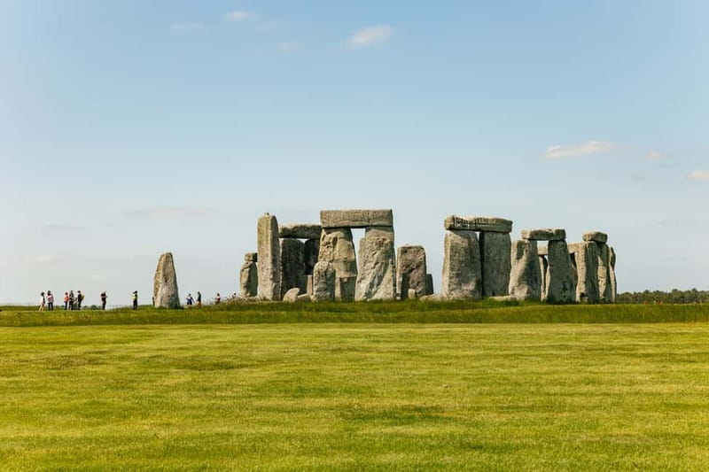 London: Stonehenge Morning or Afternoon Tour Optional Lunch - What the $87.29 price really buys