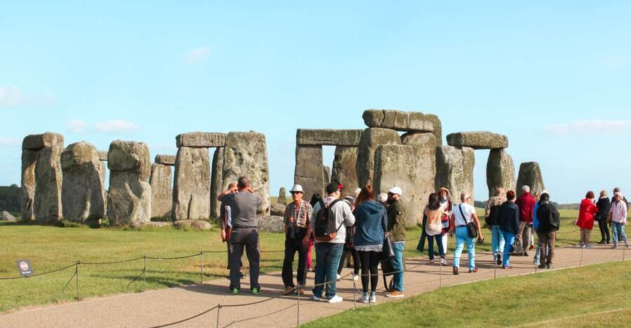 London: Stonehenge, Windsor, and Bath Day Trip by Bus - Why this day trip works from London