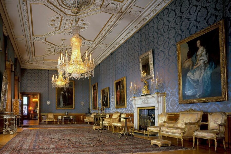 London: Stonehenge, Windsor Castle, Bath, Lacock & Pub Lunch - Who should book this experience?