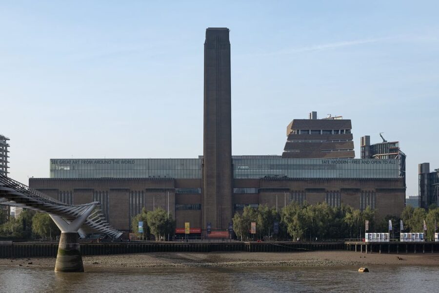London: Tate Modern Official Guided Tour - The opening: learning how to look at modern art