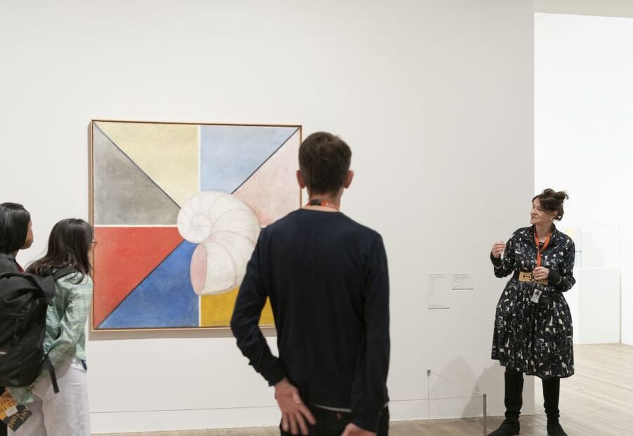 London: Tate Modern Official Guided Tour - Why the one-hour length works, and where it falls short