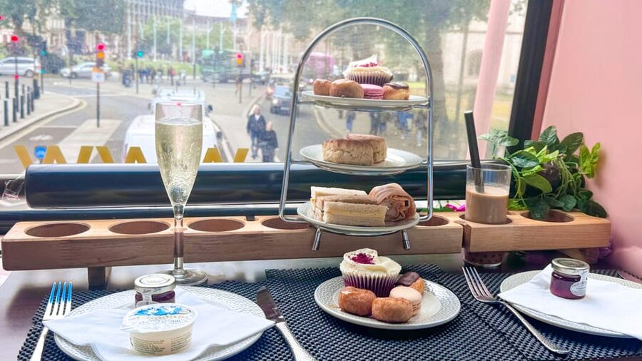 London: Taylor Swift-Inspired Afternoon Tea Bus Tour - What the 90-minute route actually feels like