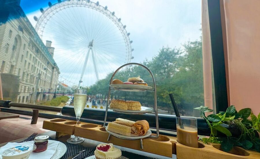 London: Taylor Swift-Inspired Afternoon Tea Bus Tour - Age rules, comfort, and practical limits