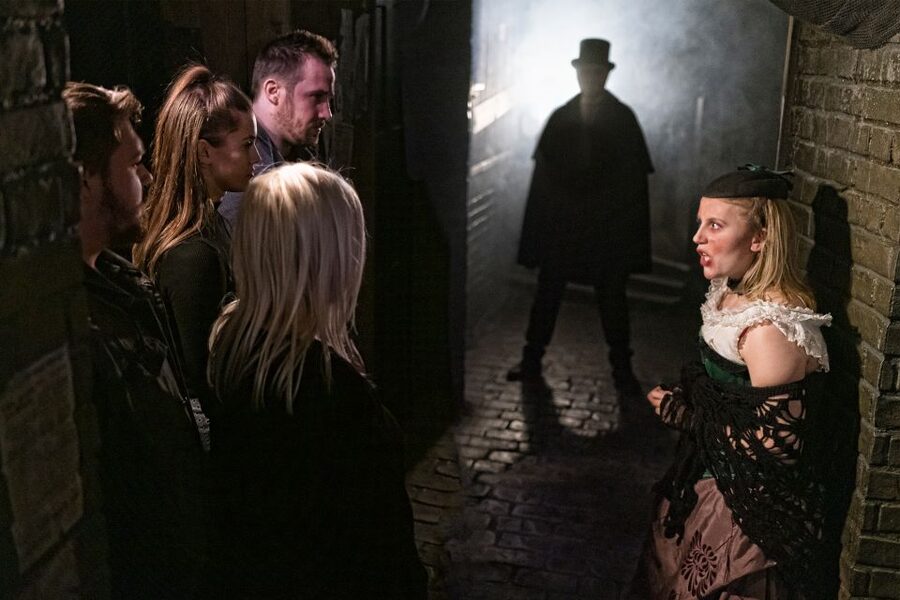London: The London Dungeon and London Eye Combo Ticket - Handling the London Eye Queue